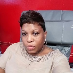 Meet your Posher, Kay